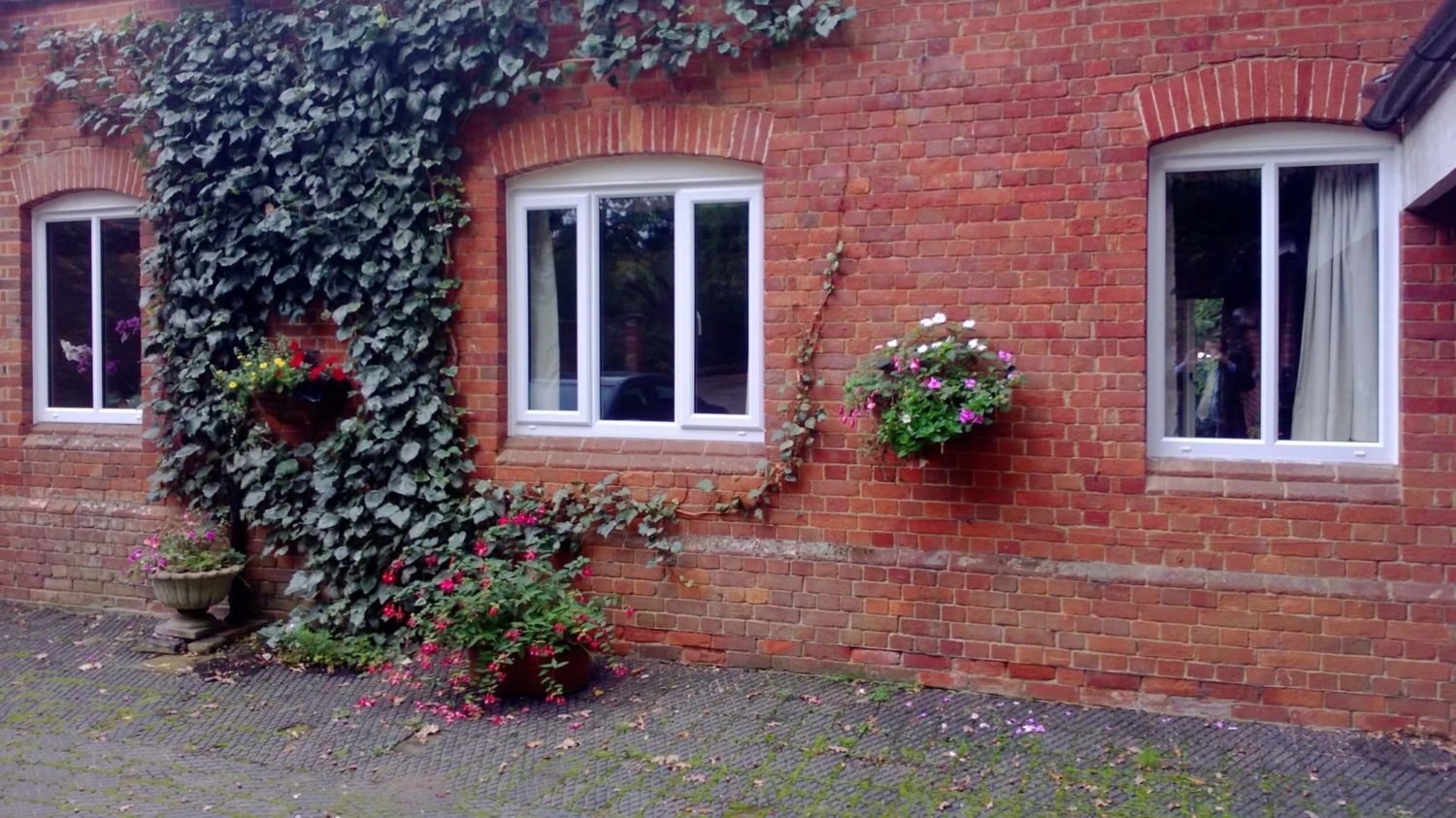 cost of a double glazed window uttlesford